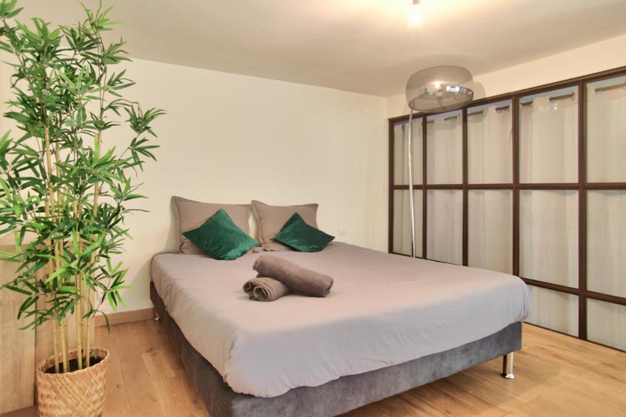2 Bedrooms Le Marais Nazareth Paris Exterior foto